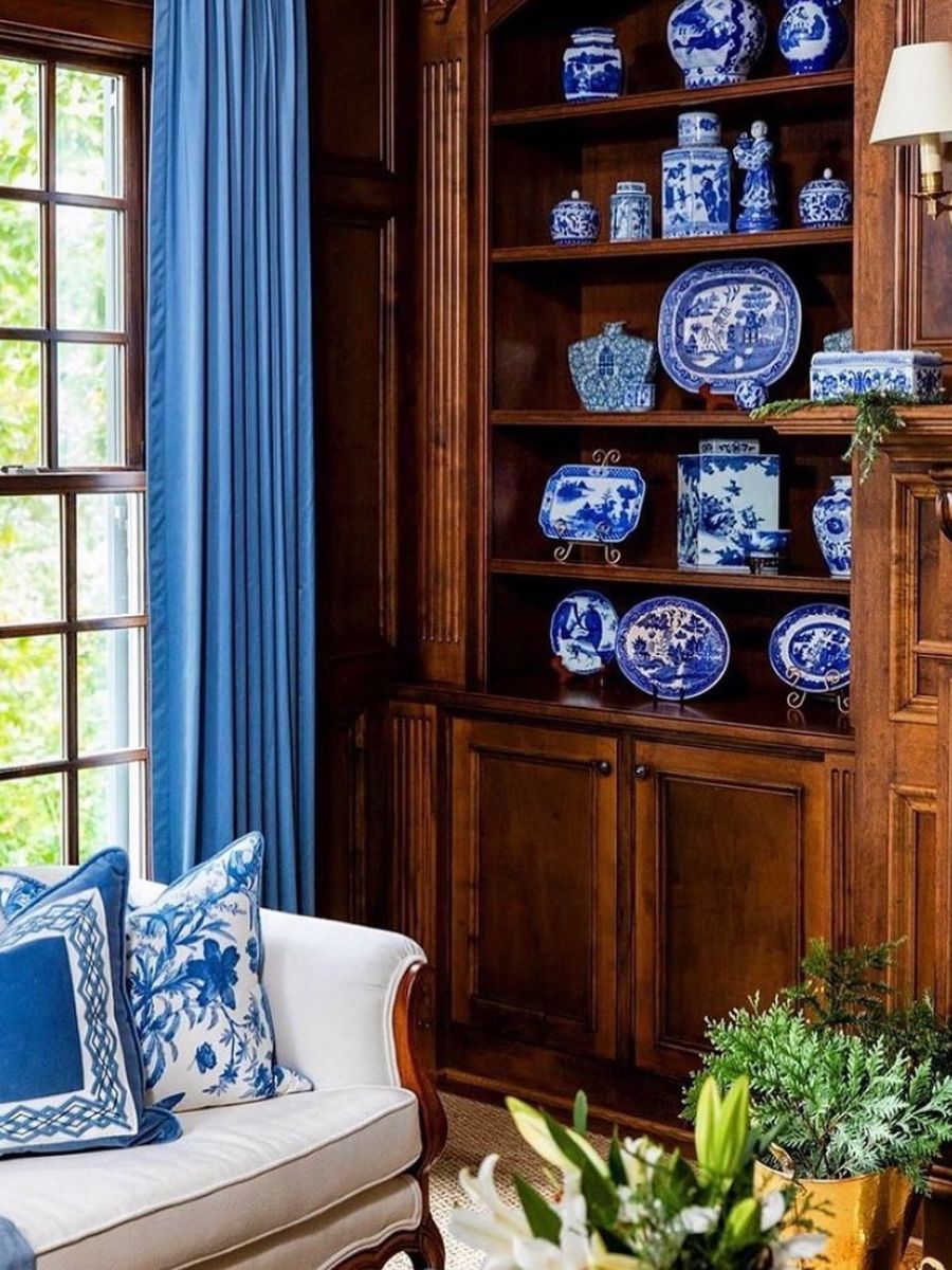 Blue and White Vintage Interiors