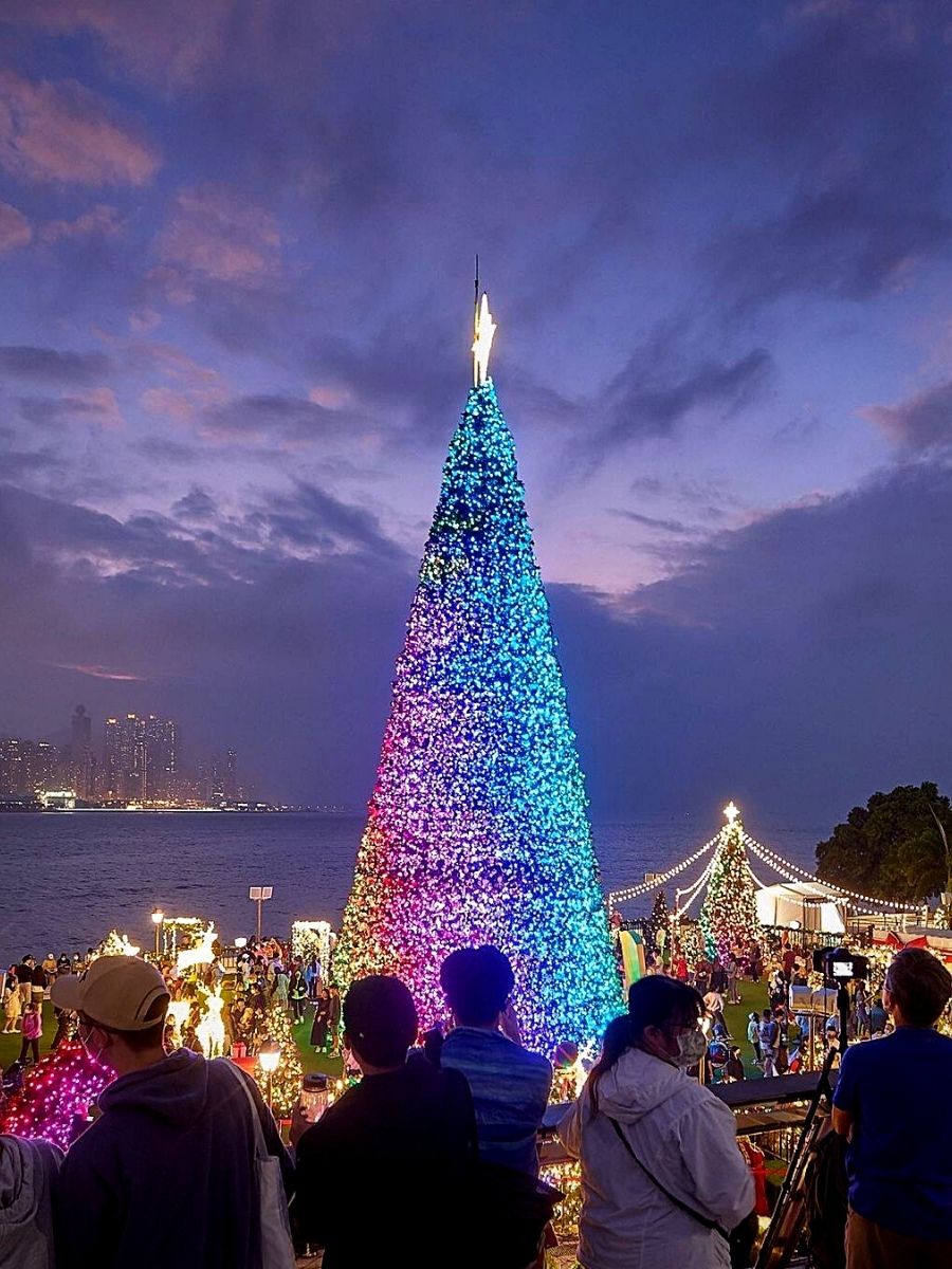 Best Christmas Markets Around the World