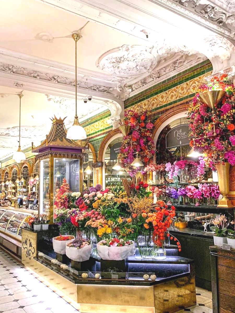 Harrods decoration with flowers by Neill Strain