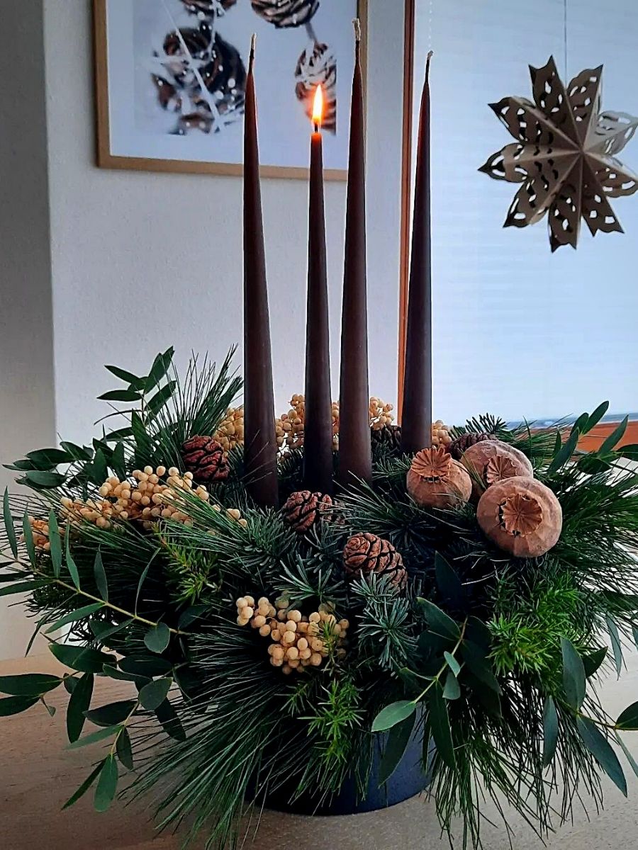 Unique Christmas Season Floral Traditions 