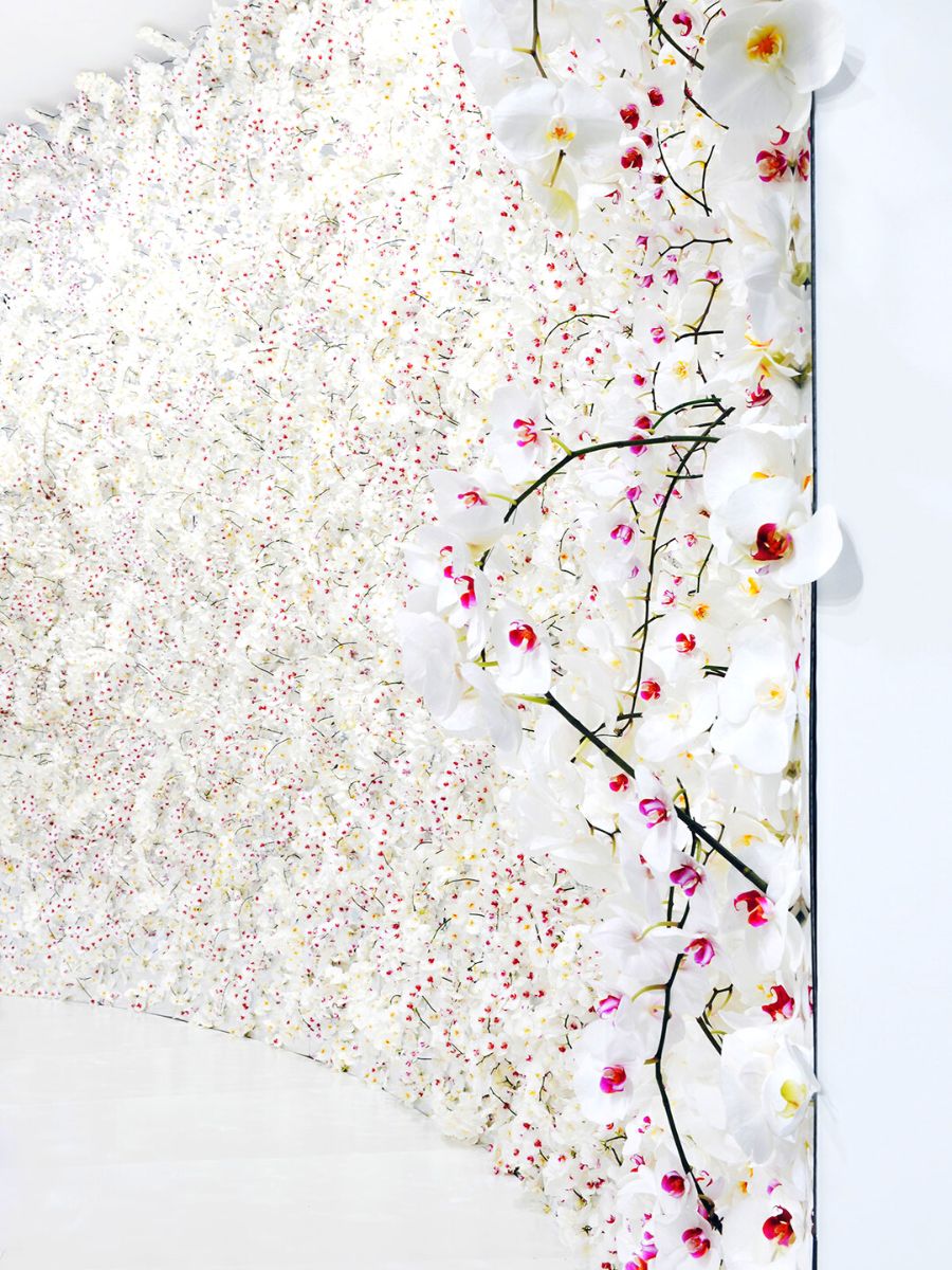 Orchid wall for Christian Dior Haute Couture