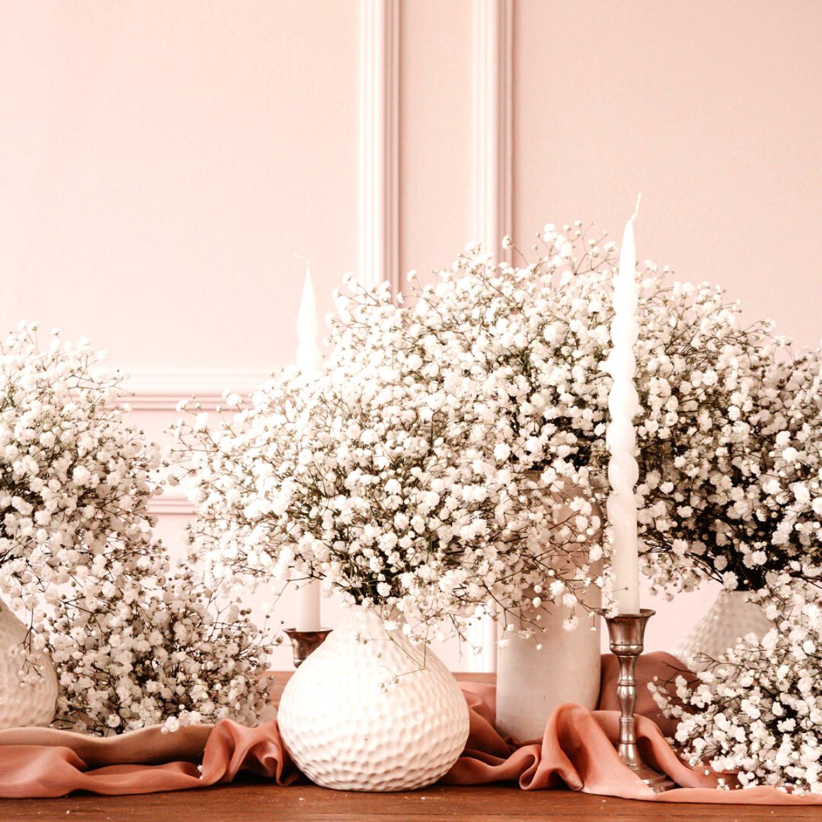 Gypsophila is the perfect option for the Xmas season