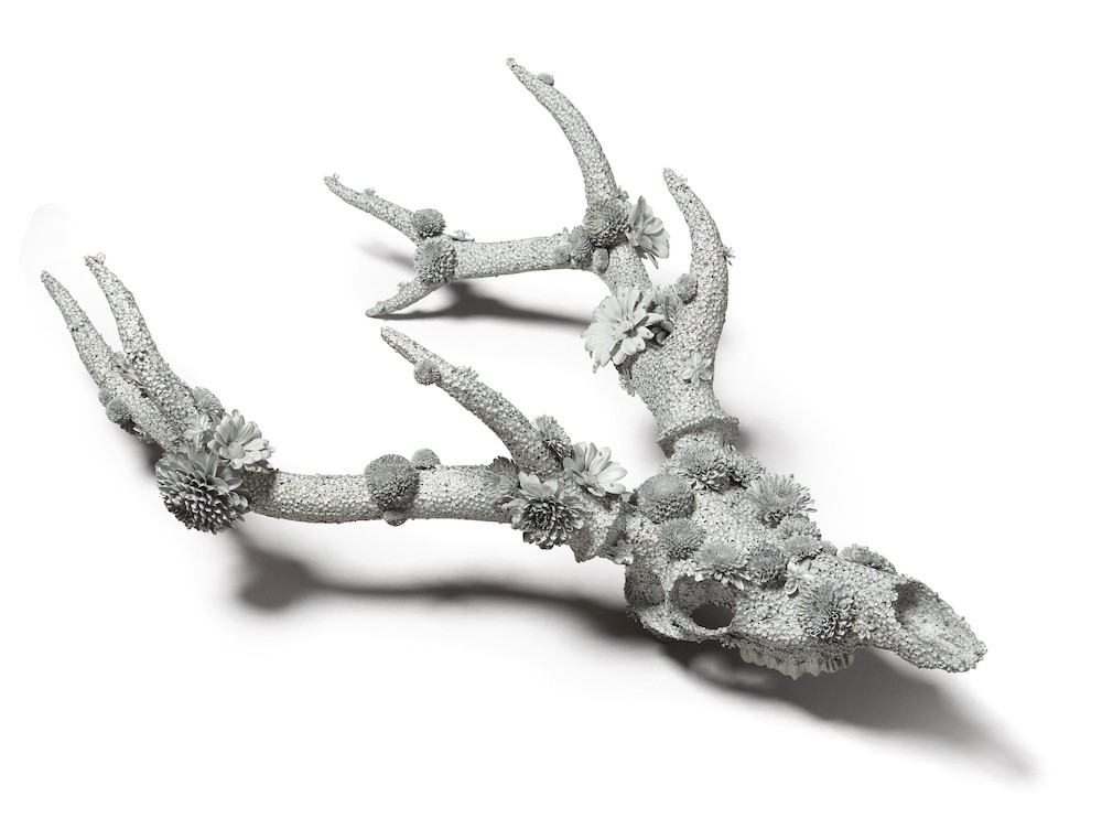 Kengo Takahashi Uses Aluminum Flowers to Create Metal Skulls Metal Sculpture