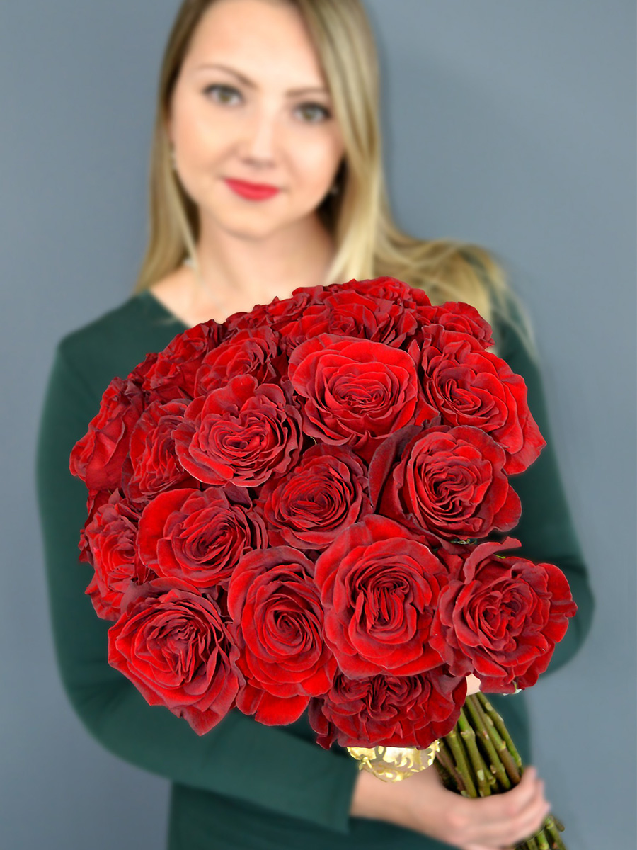 Blonde girl shows bunch of Rose Hearts