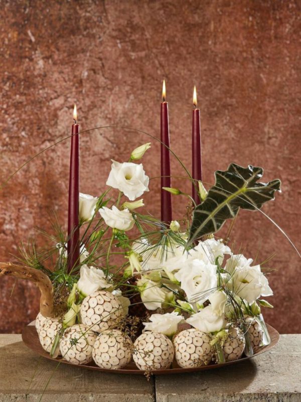 How To Create a Cozy Festive Mood With Natural Elements -nicu-bocancea - bloom's article on thursd