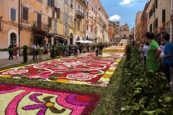 The World's Best Flower Fairs & Festivals You Definitely Want to Visit - italy infiorata flower carpet festivals - article on thursd