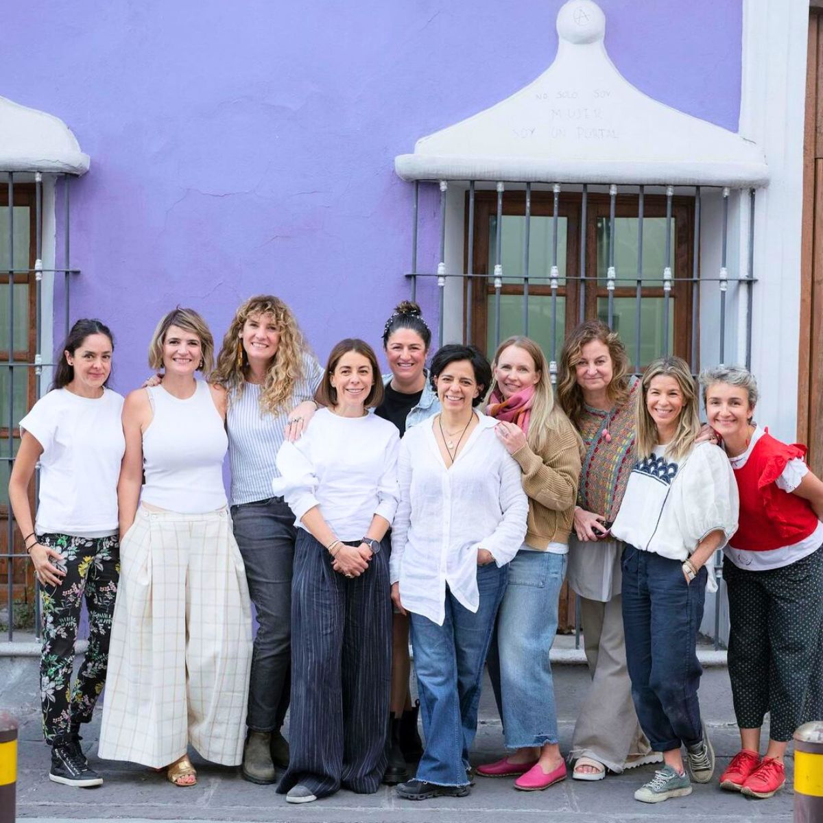 An incredible blooming team at Flower House Mexico this year