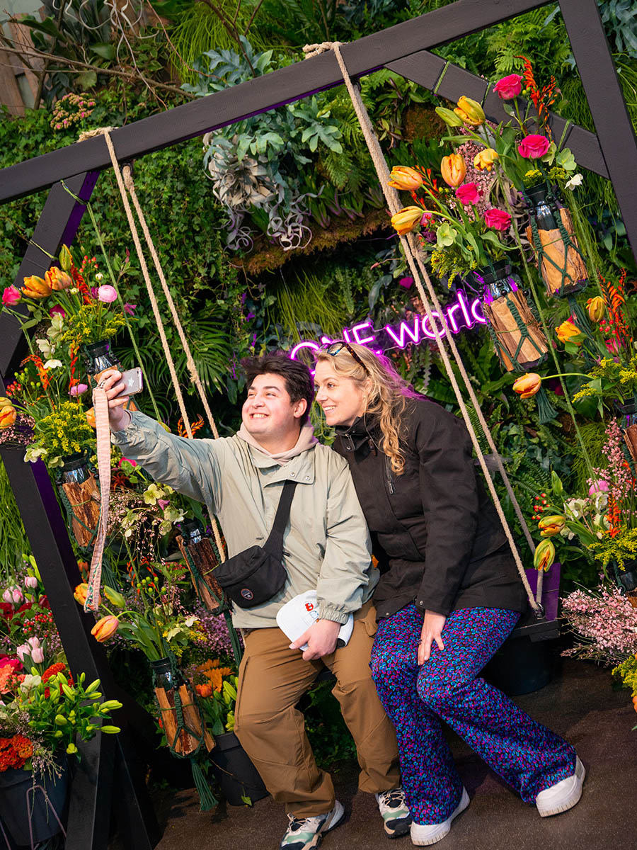 One Flora Group Keukenhof tulip show selfie