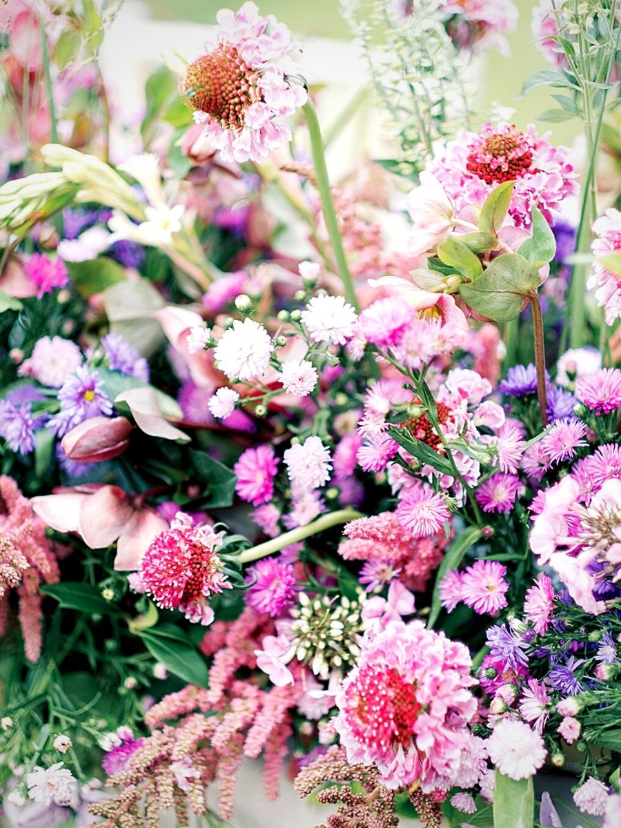 Florist Sabine Darrall Creates Sustainable Wedding Décor With Marginpar Flowers