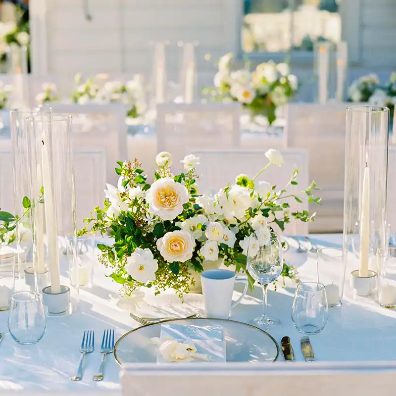 Best Wedding Florists America square feature on Thursd