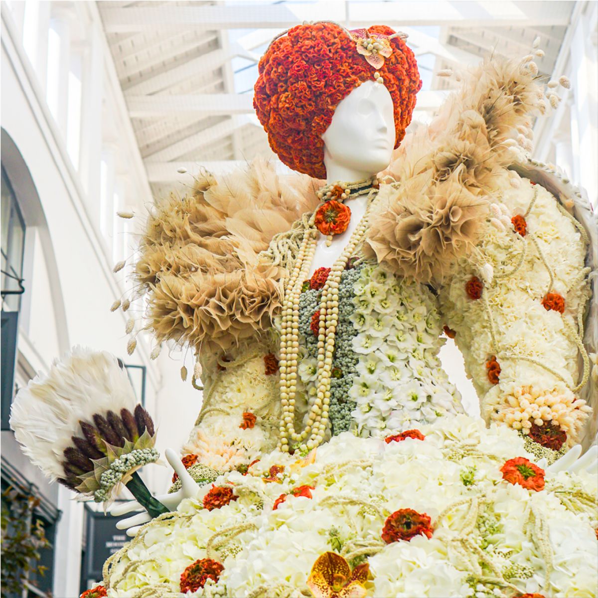 Queen Elizabeth I mannequin