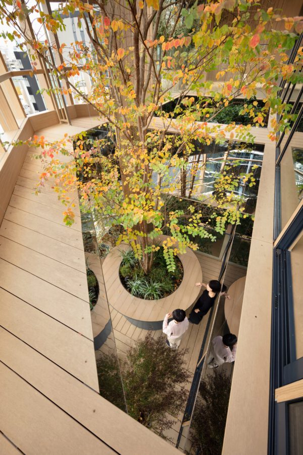 Five Of The Prettiest Green Offices - That offer lots of interior plant inspiration - kojimachi terrace -office nendo - tokyo japan - article on thursd