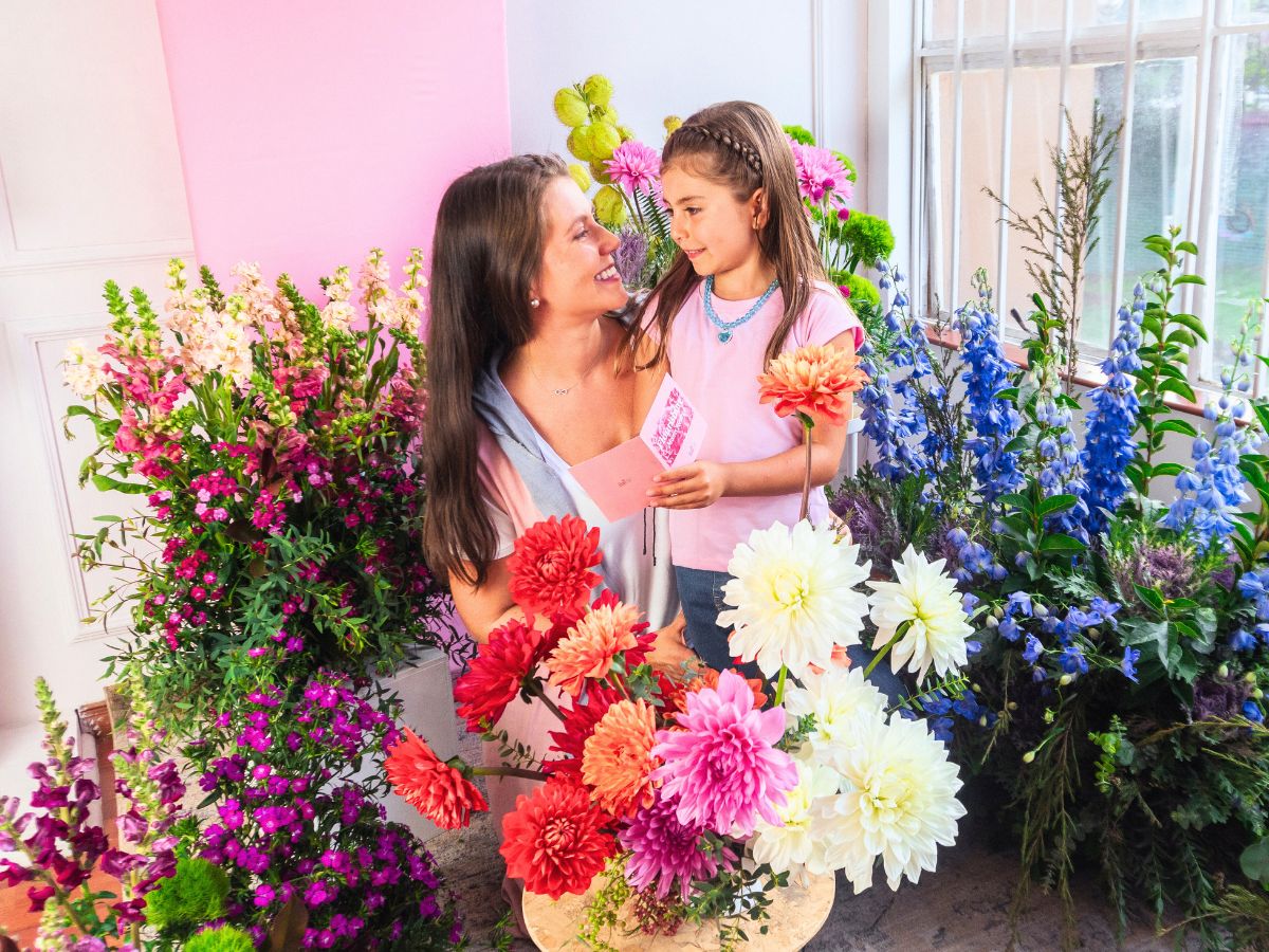 Flowers the best gift for Mothers day