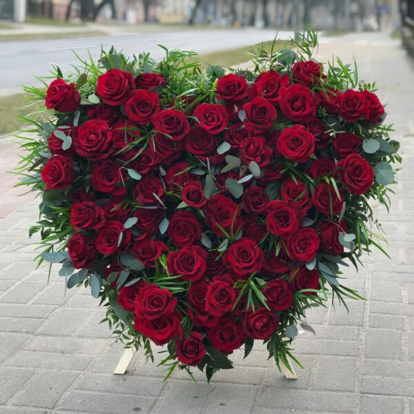Ever Red Rose – The Best Globally Available Red Rose Heart