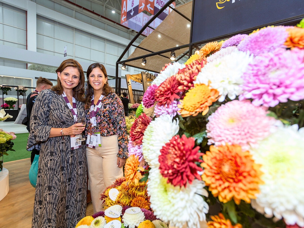 Flower displays at Expo Flor exhibitor stands