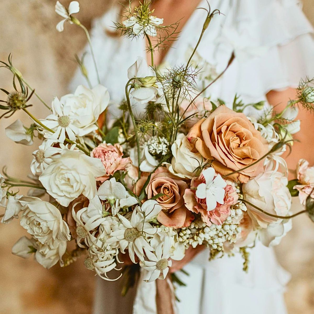 Ways to Make Your Wedding Flowers More Sustainable