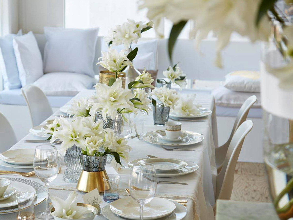 White roselilies in a table decor