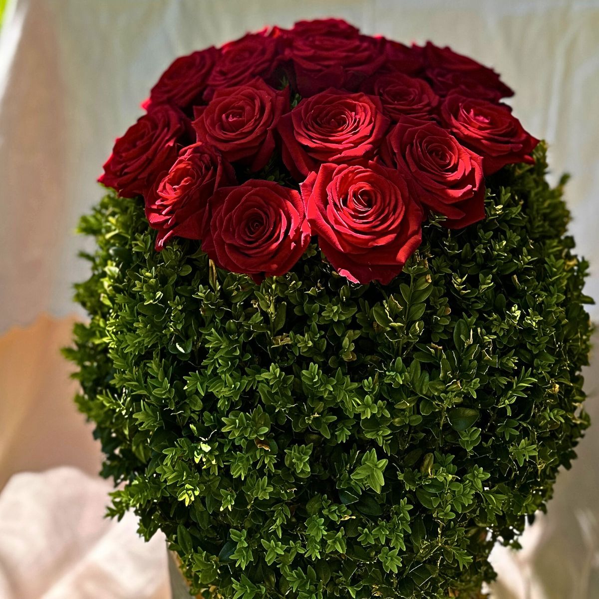Porta Nova’s Rose Red Naomi’s Timeless Beauty in Italian Garden Wedding Designs