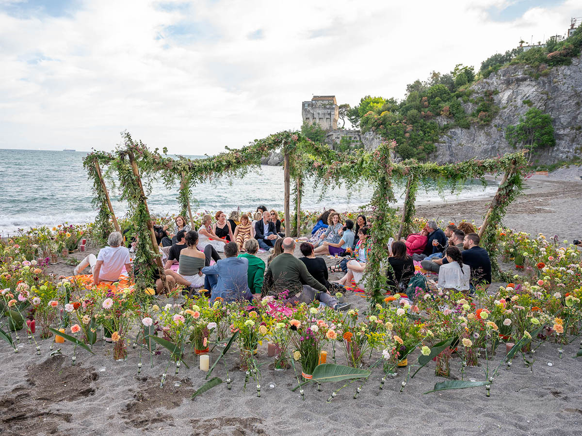 La Vita Bella 2024 Beach Tent