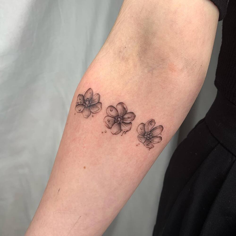 Tattoo art of skeleton flower