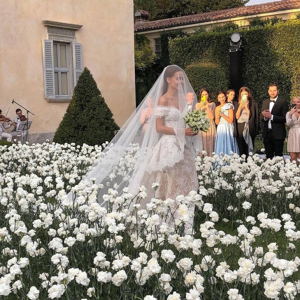 Bride entry with flower bouquet