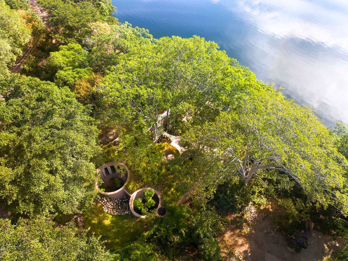 Casa Santa Maria del Oro filled with trees