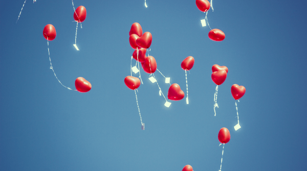 The Guide to Sustainable, Zero-Waste, Ethical Weddings Balloons