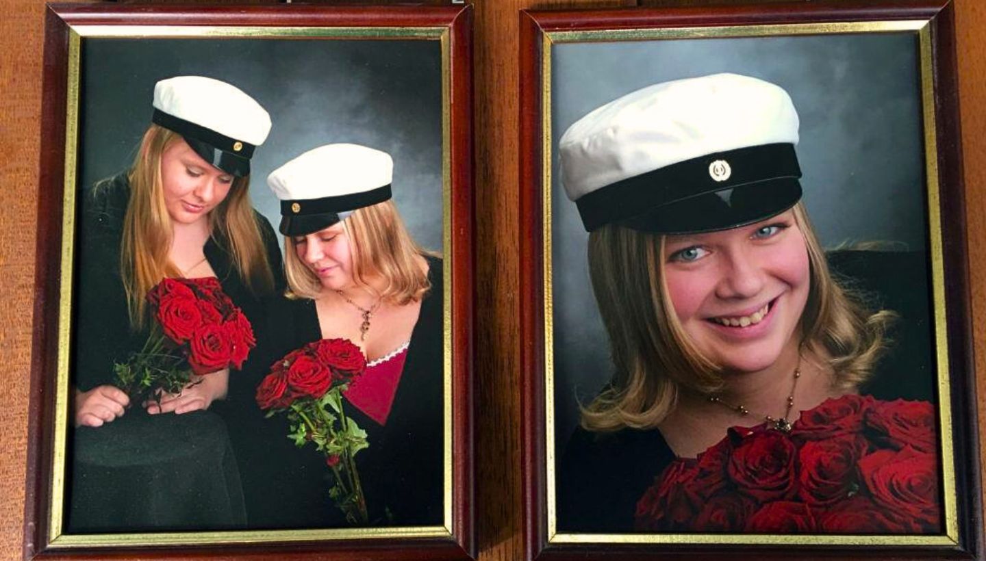 Pirjo Koppi and Her Sister at Graduation Day in Finland With Porta Nova Red Naomi Roses