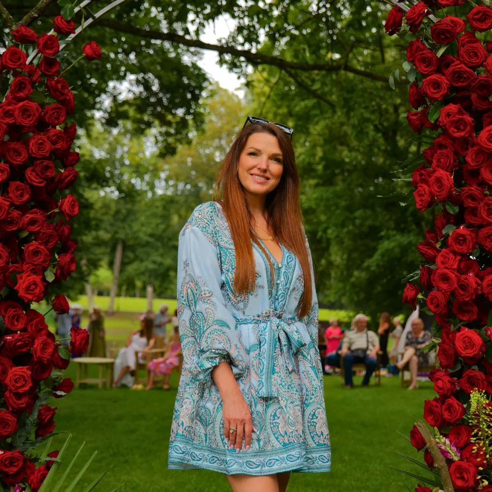 Red Rose Arch With Kristina Rimiene