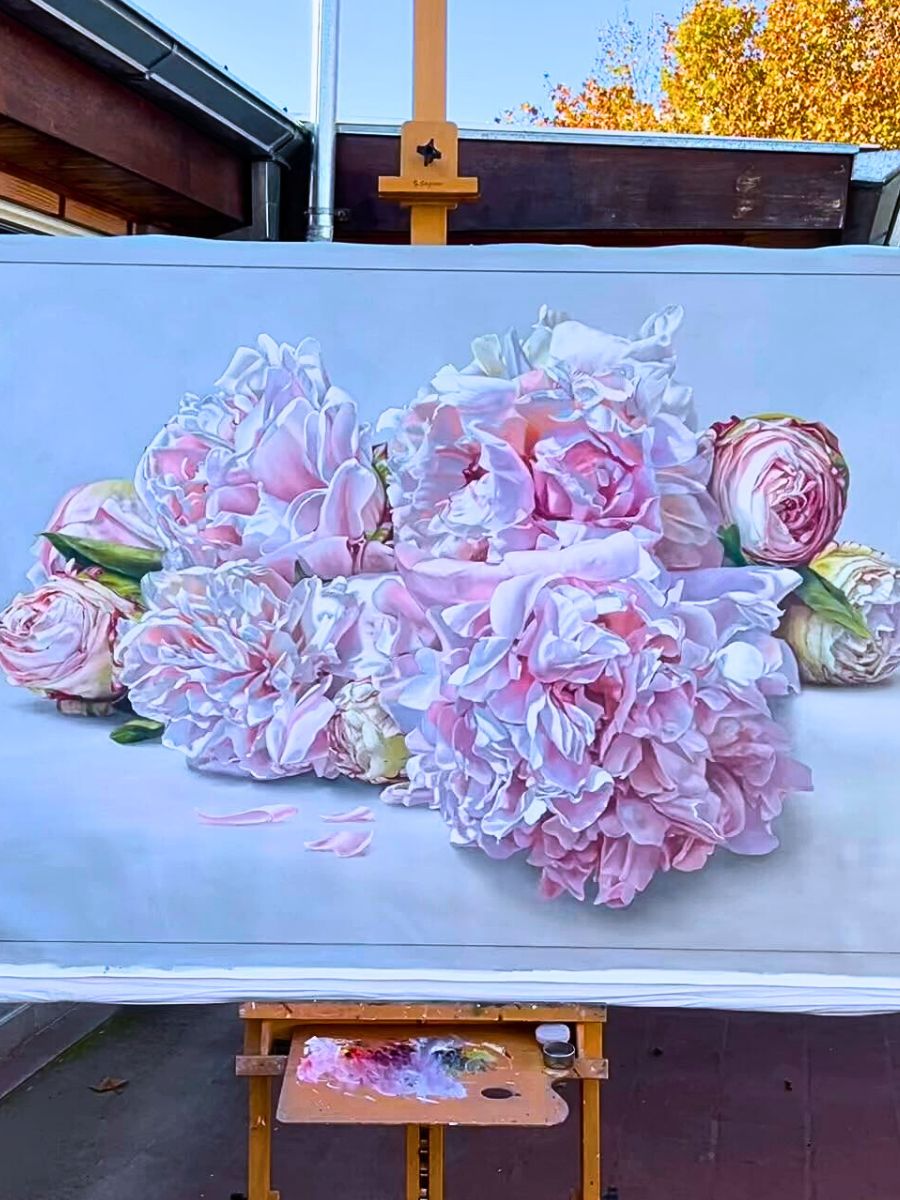 Maria Marta Morelli and Her Fascination With Bringing Flowers Like Peonies to Life on Canvas