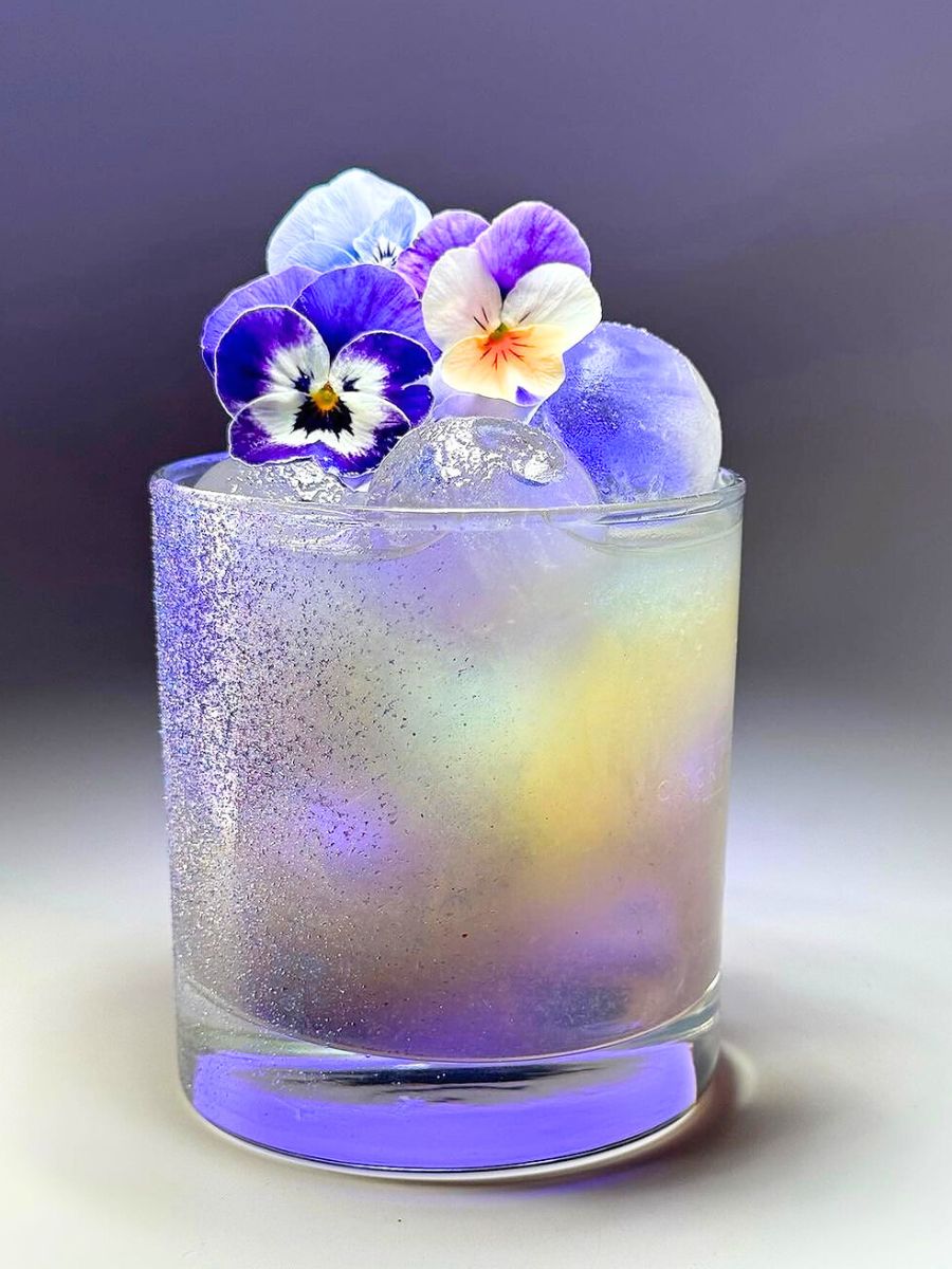 Edible cocktail with pansies