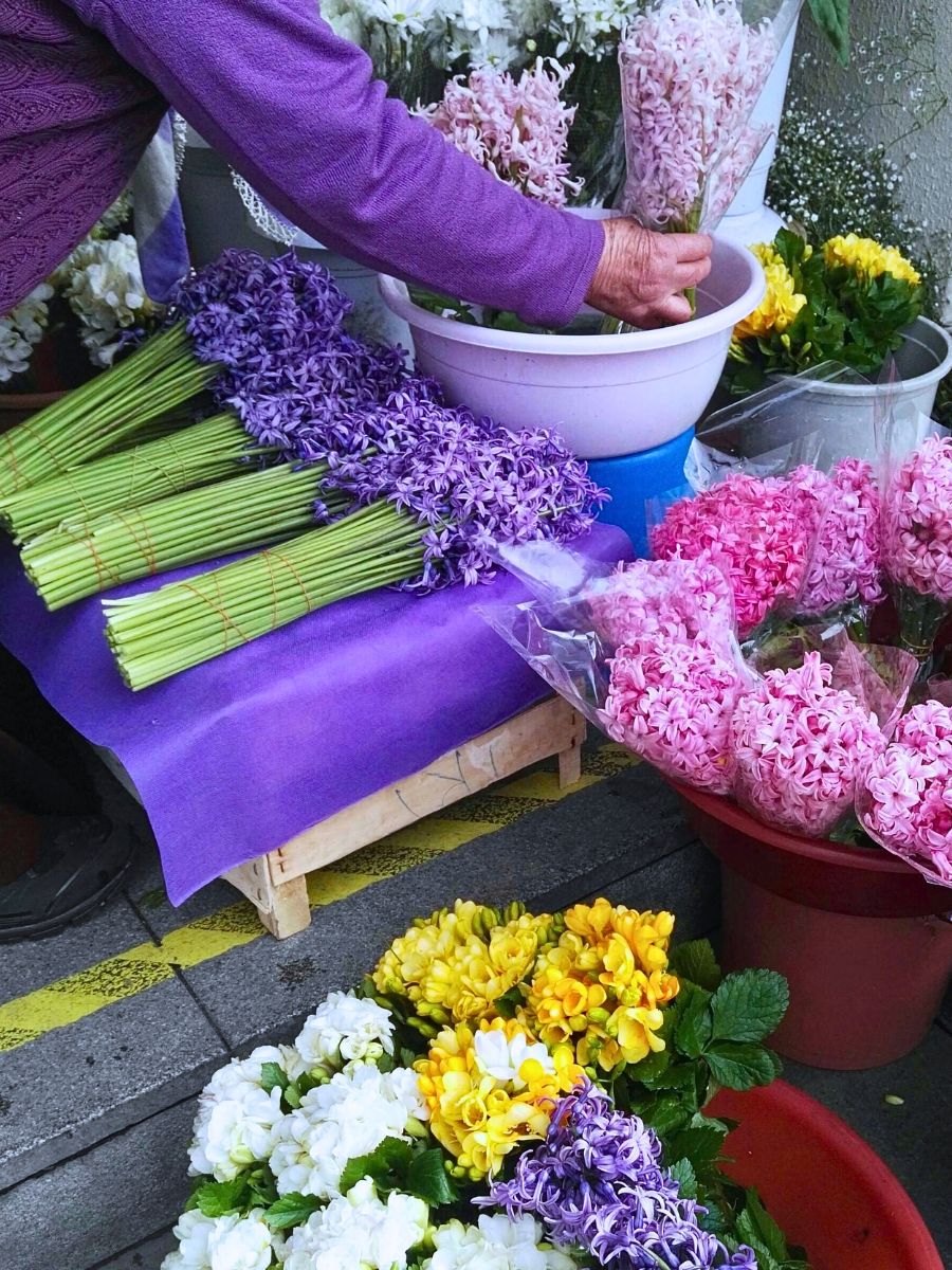 The Joy of Picking Your Own Flowers Can Only Bring Extreme Happiness