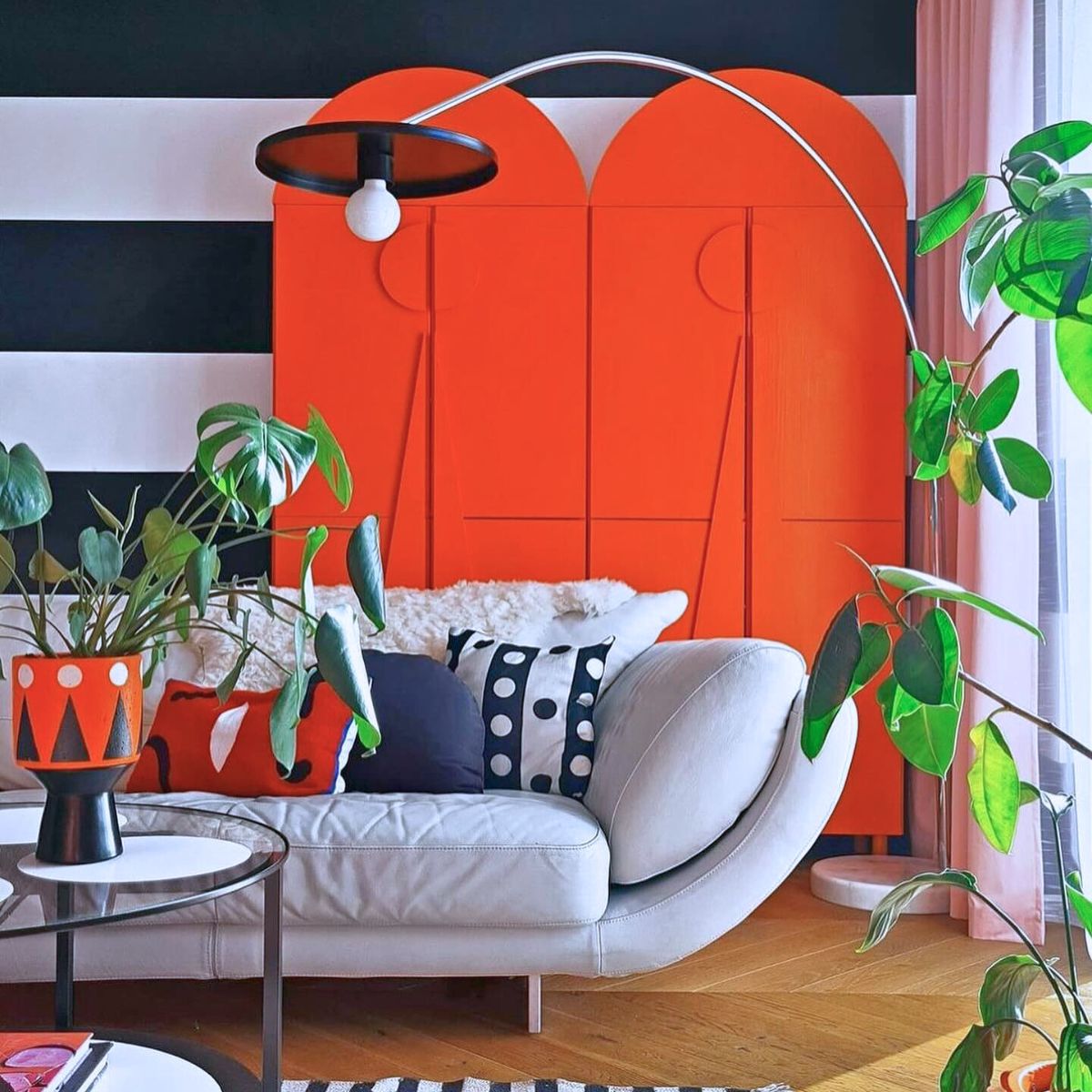 Houseplants and Interior Plants for an Exquisite Postmodern Interior Design