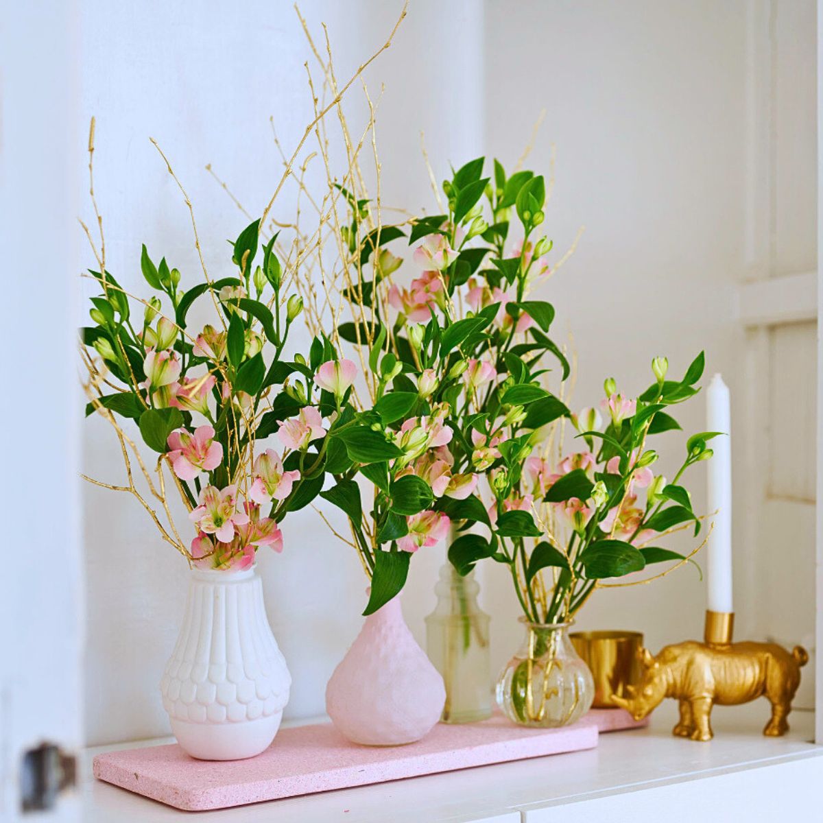 Royal Van Zanten’s Charmelia Apricot Adds an Extra Charm to the Elegance of Floral Arrangements