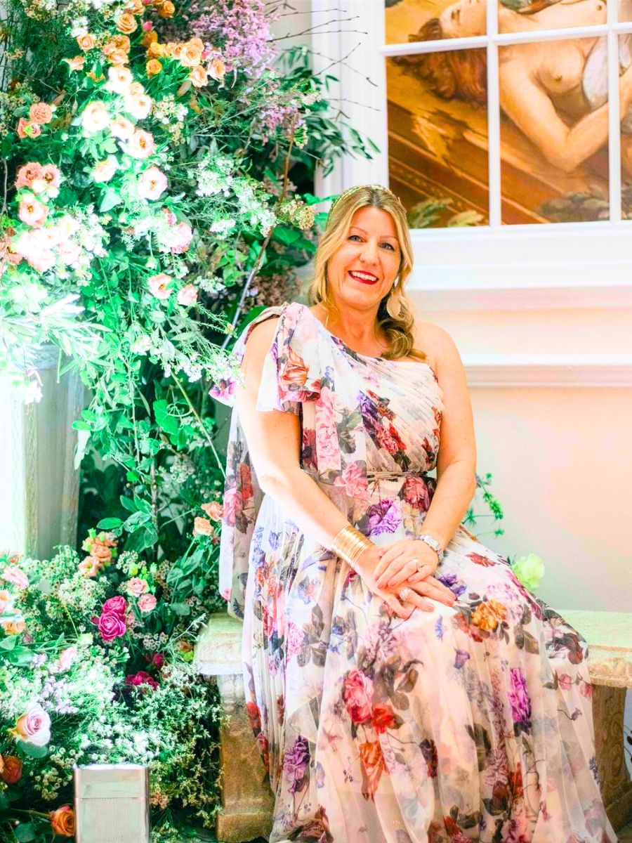 UK floral designer Paula Rooney