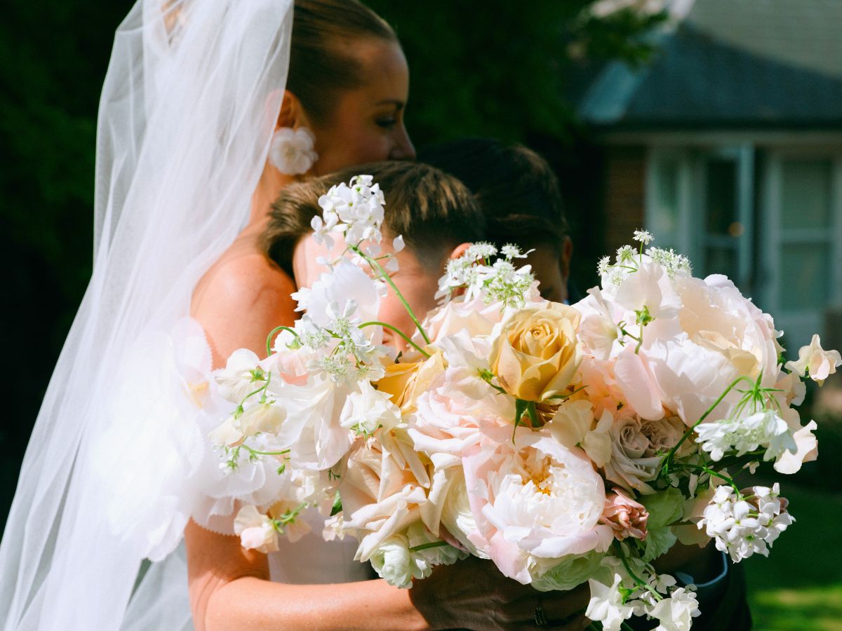 Wedding flowers by Paula Rooney