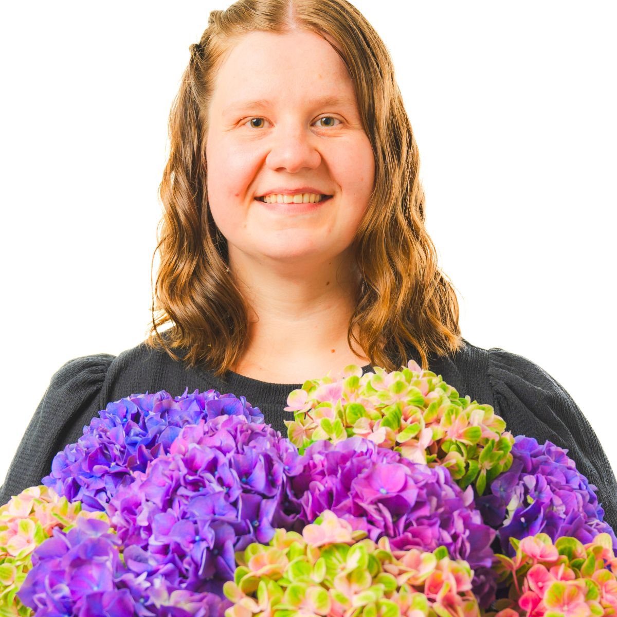 Sade Alanen with colorful hydrangeas