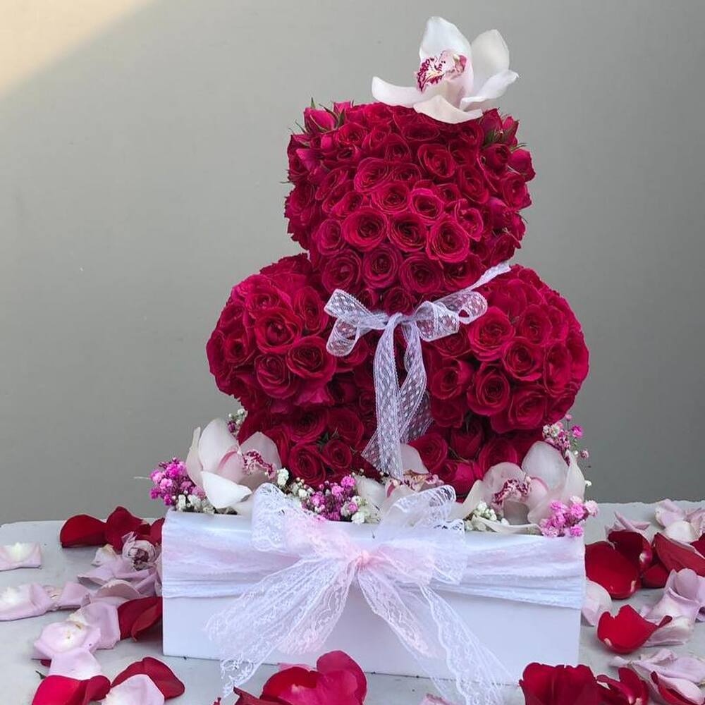 Red rose bear for gift