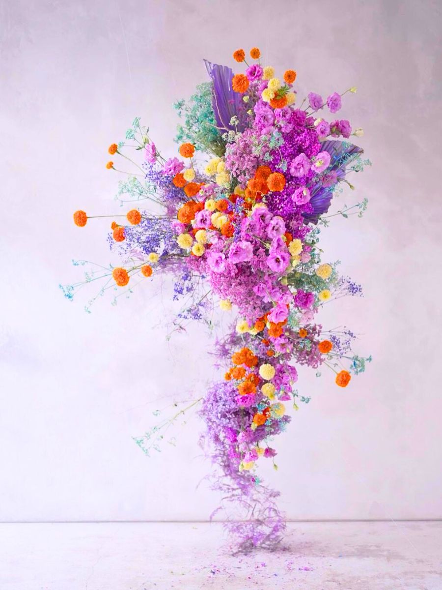 A hanging floral design using bold colors