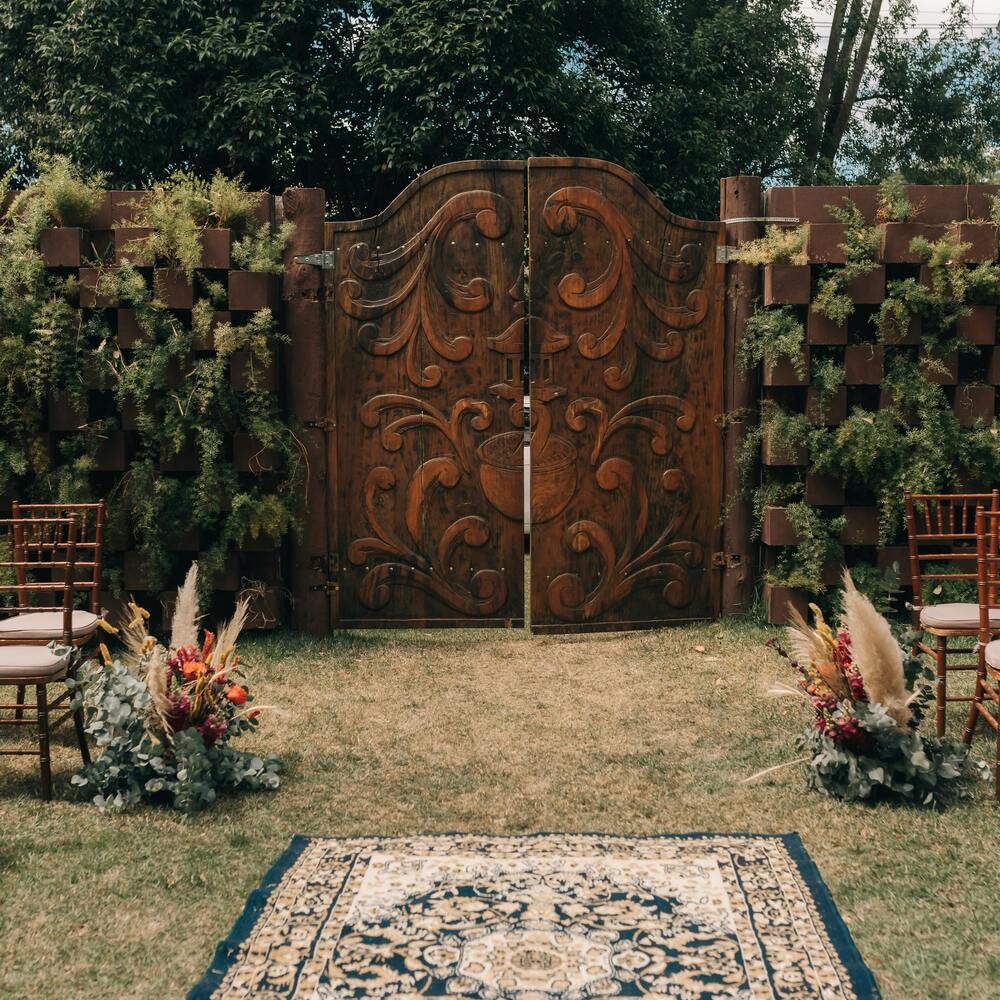 Carpet between flowers and plants