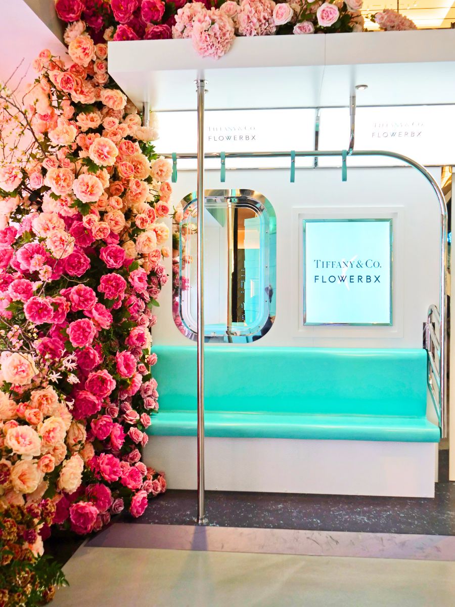 Tiffany and Co FlowerBx popup