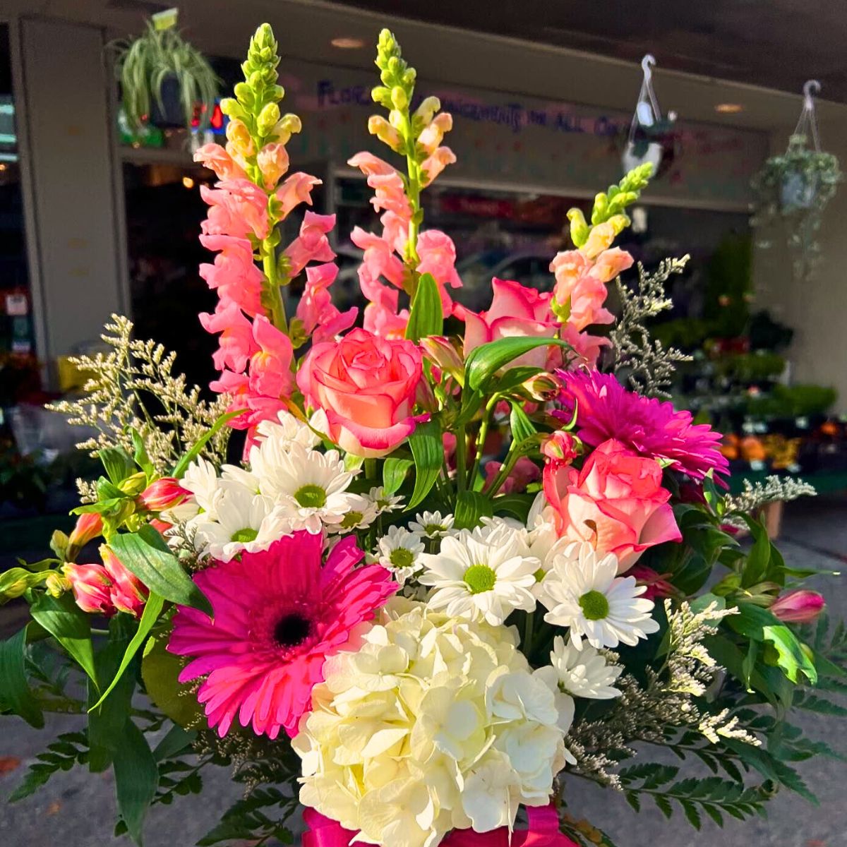 Rose Jumilia in a bouquet