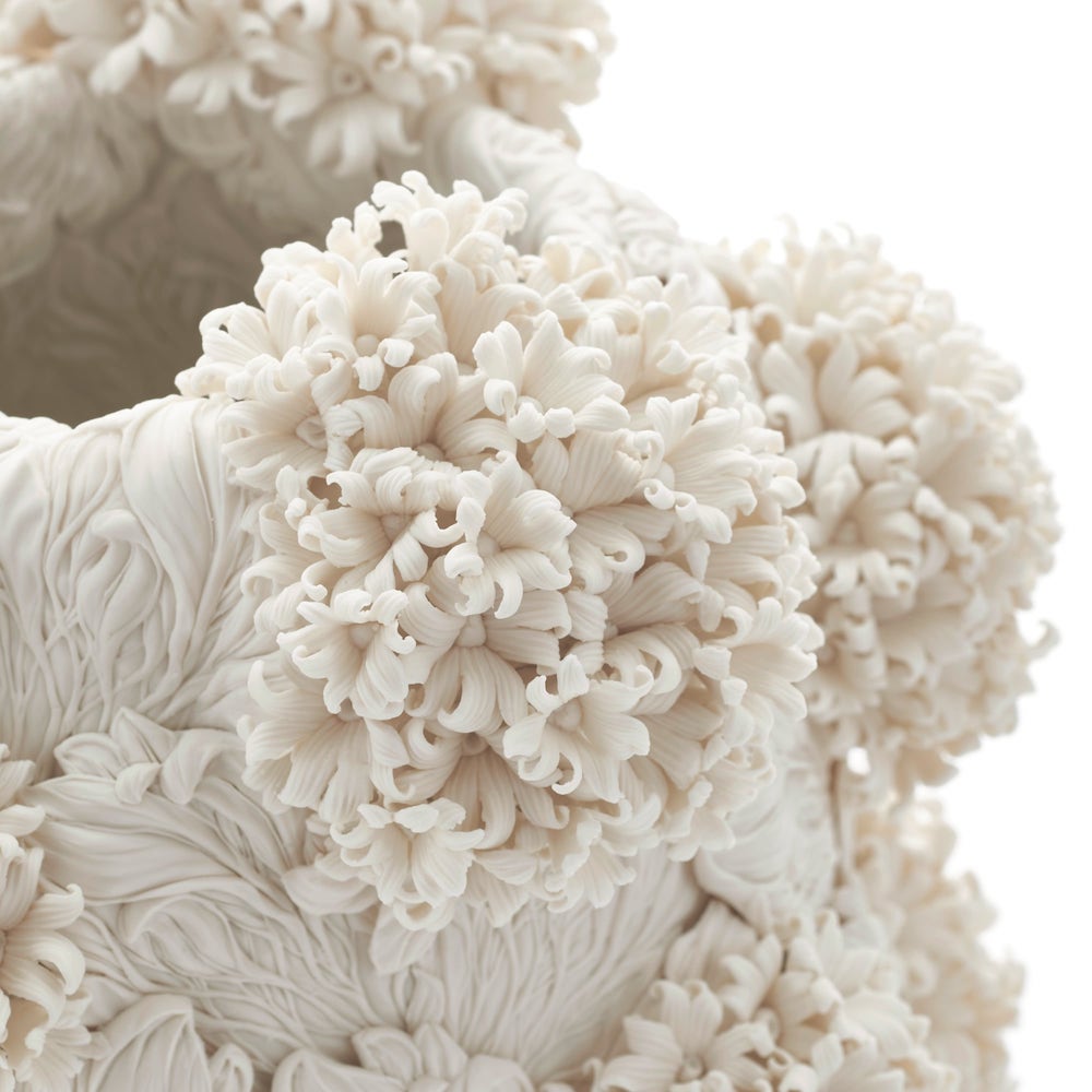 Flowers Envelop the Detailed Porcelain Vessels From Hitomi Hosono Ceramics