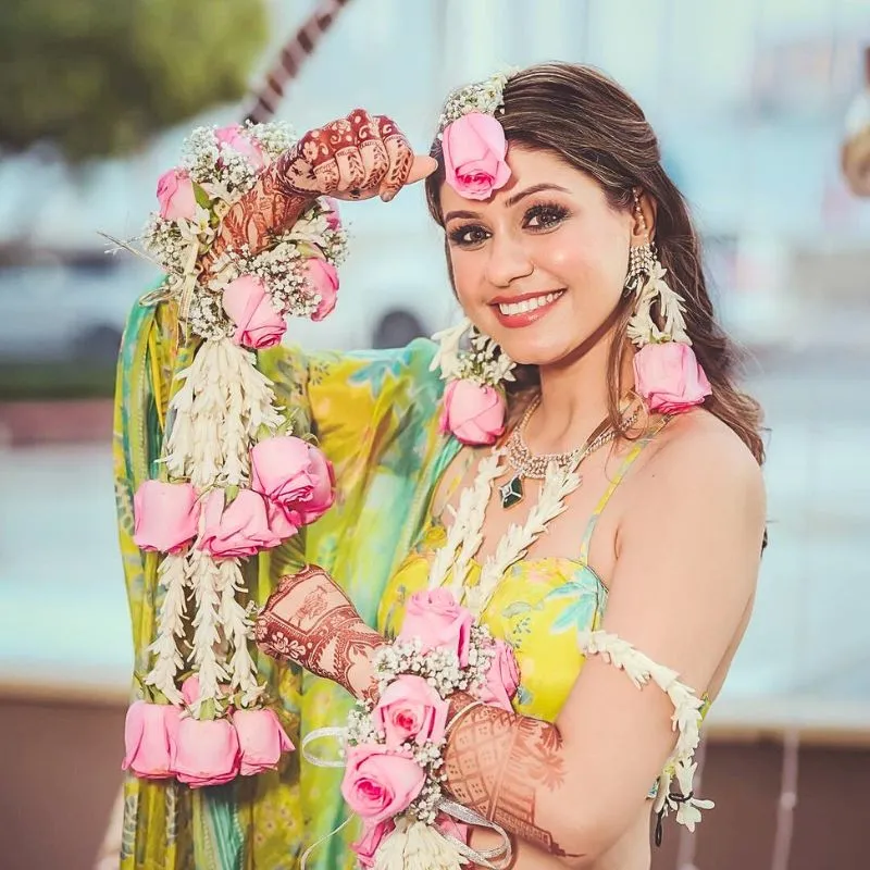 Flower and leaf jewelry