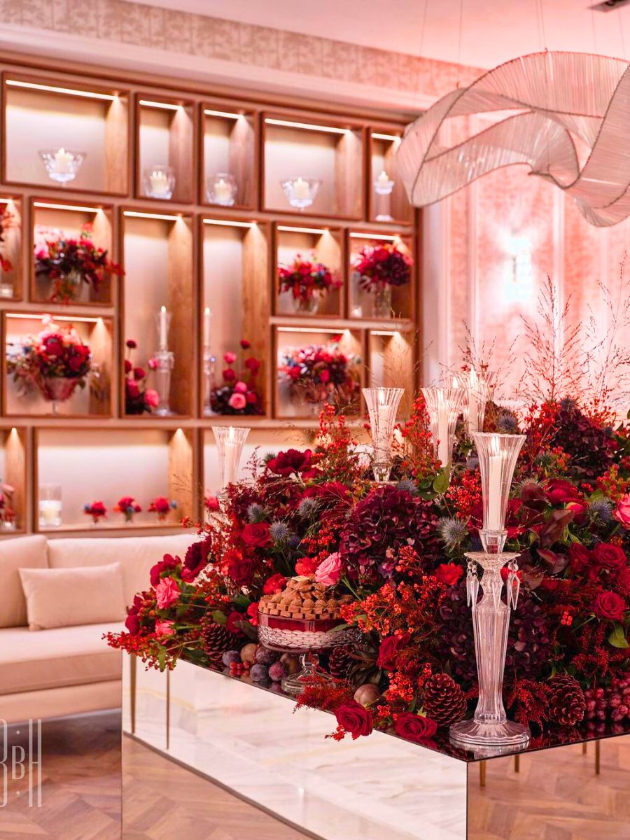 Spectacular red decor by Bibi Hayat