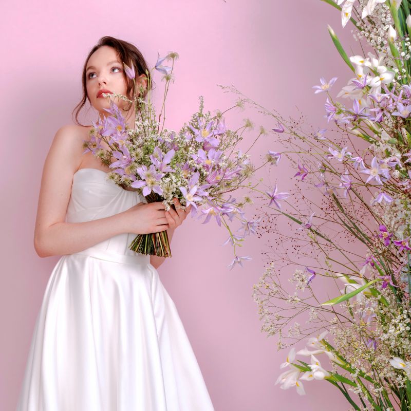 Robert Bartolen Created a Bridal Bouquet with Clematis Amazing London from Marginpar 