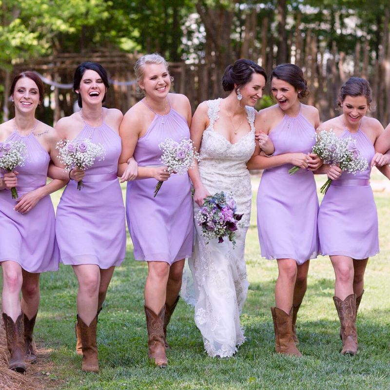 Bridesmaids in Lavender Thursd Floral Trend Color of the Year2025