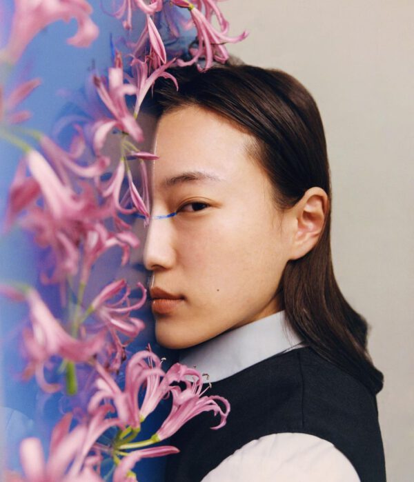 Gi Seok Cho Uses Flowers to Express His Thoughts in Colorful Photograhps Digital Photography