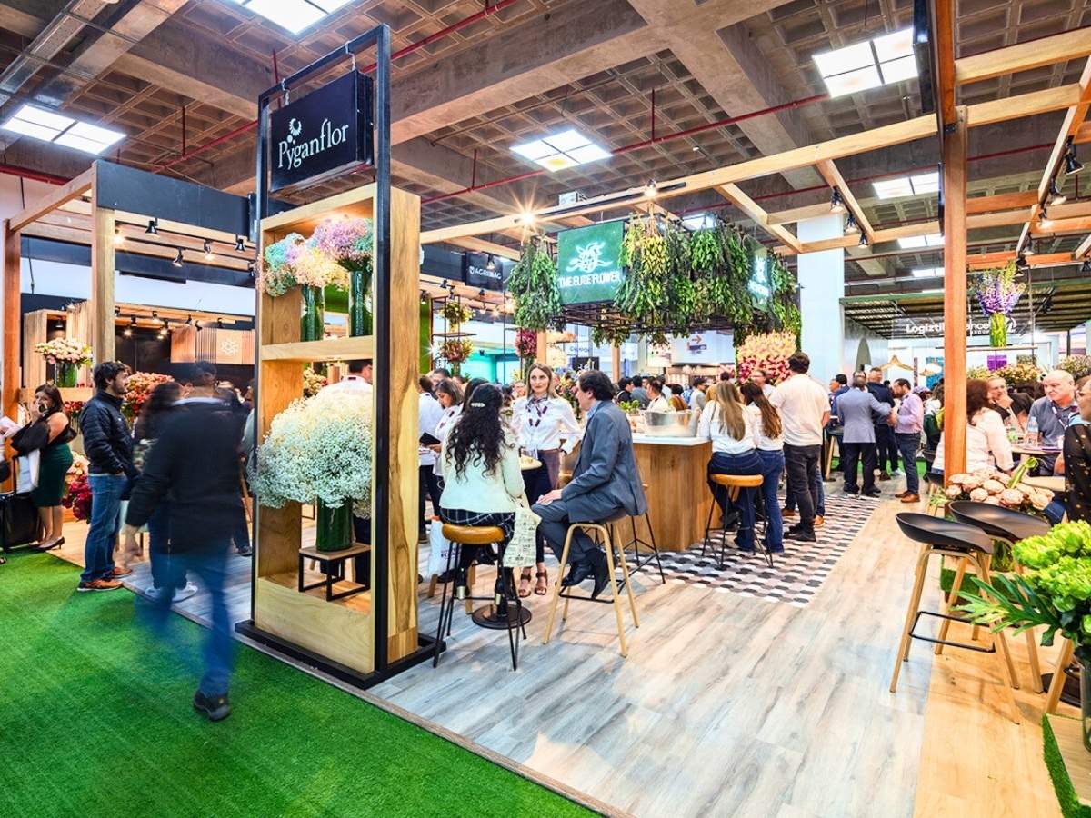 Booths at Expo Flor Ecuador fair