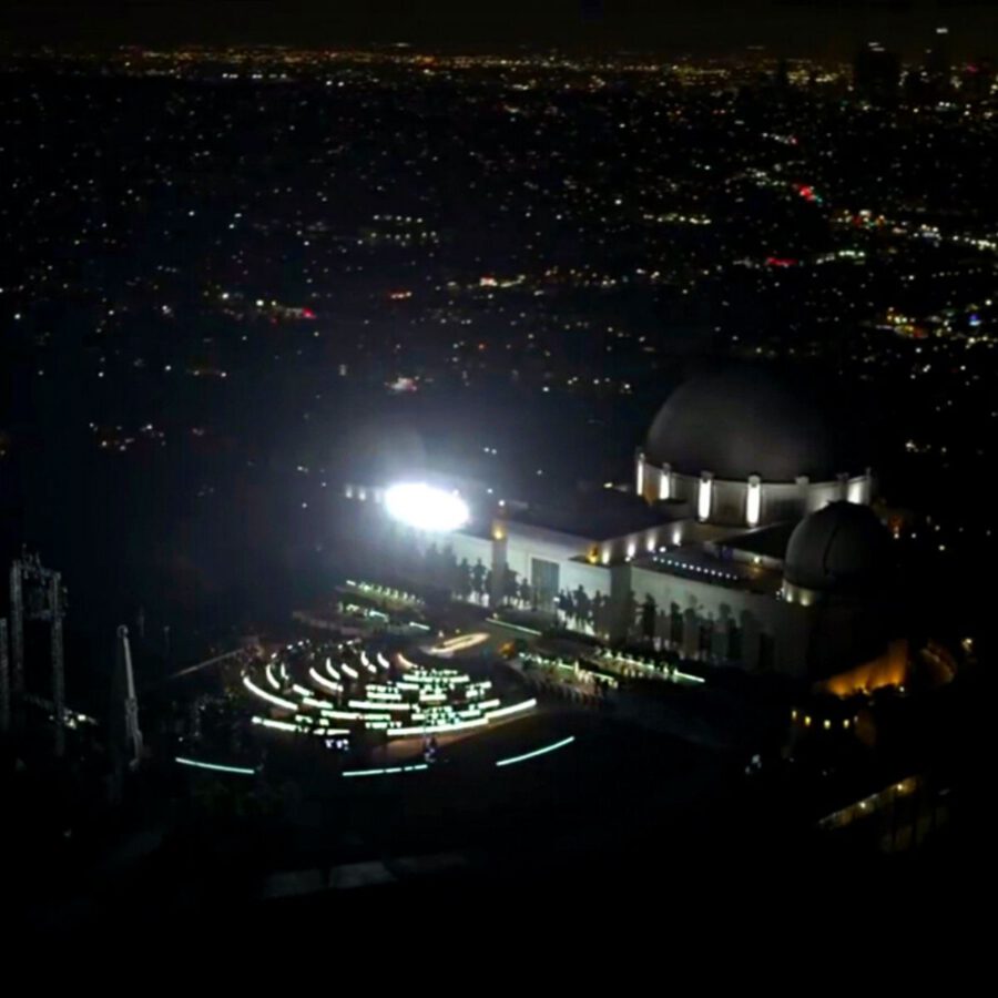 Oprah’s Rose Garden Was The Perfect Backdrop For Her Interview With Adele - Article on Thursd (4)